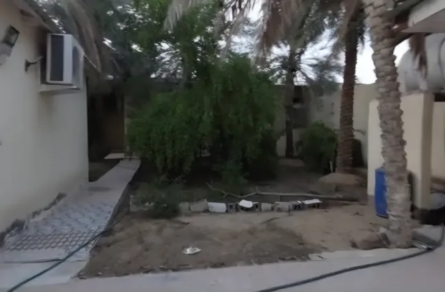 للبيـــع مزرعتين او مزرعة كبيرة في الطرف