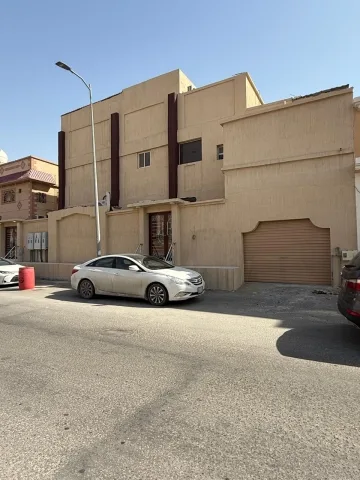 للبيع عمارة سكنية في الطرف